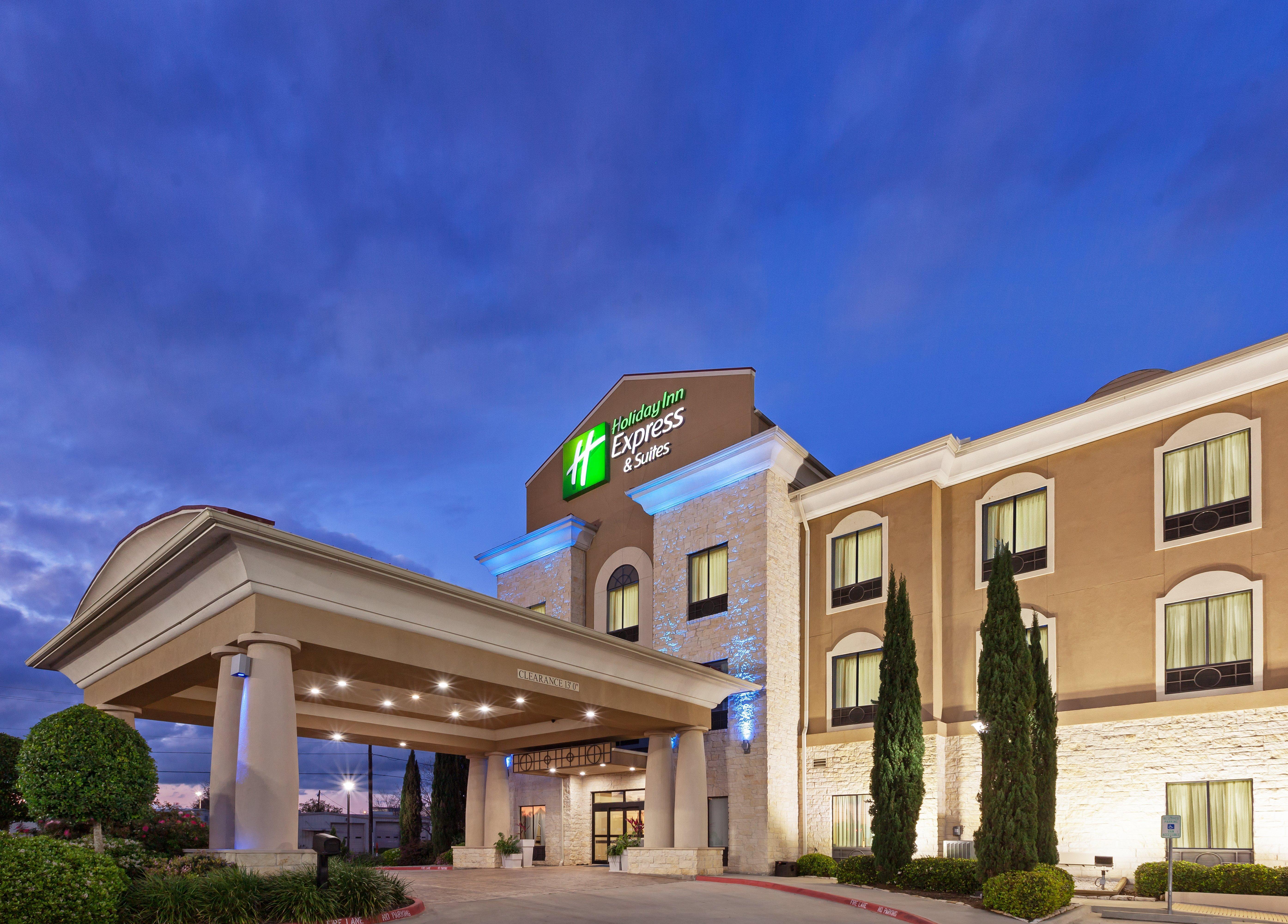 Holiday Inn Express & Suites Victoria, An Ihg Hotel Exterior foto